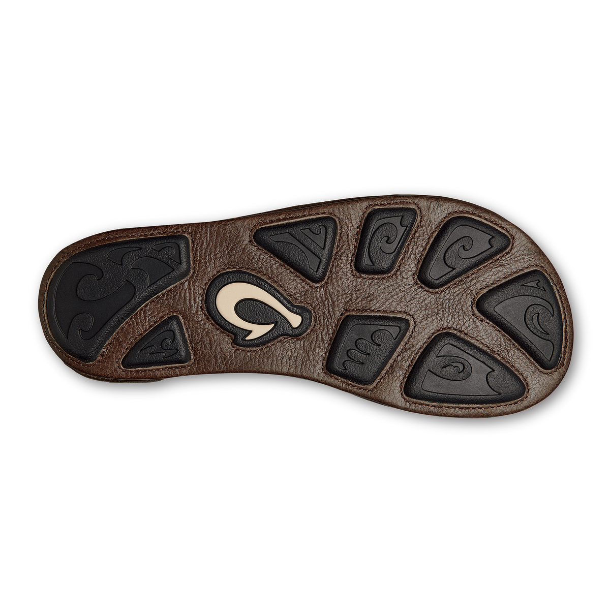 OLUKAI Men's Hiapo Rum/Dark Wood leather flip flop, brown tumbled leather and dark trim, detail view.