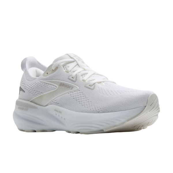 The Brooks Womens Glycerin GTS 22 Wide White features a textured mesh upper, white laces, cushioned sole for support, subtle BROOKS branding, and light beige accents for comfort and style.