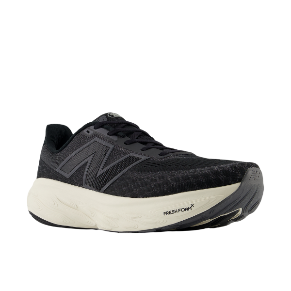 Running shoes black and white soles discount