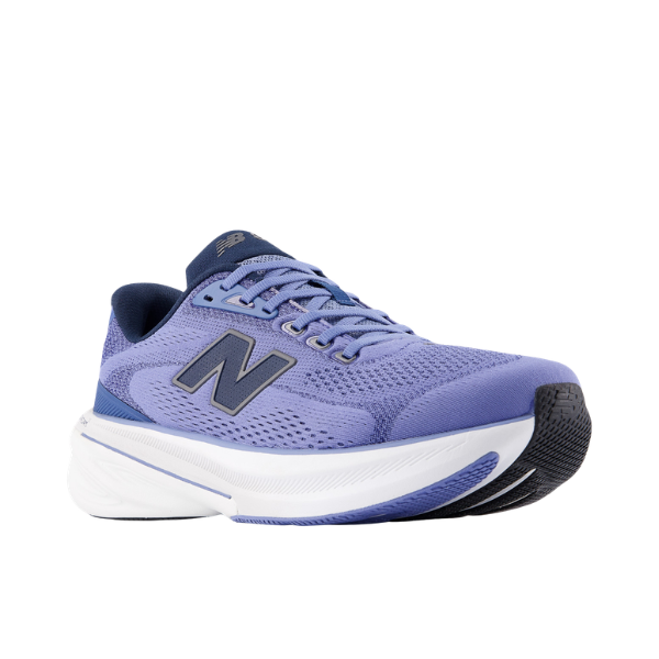 New Balance Men's 860V15 Blue/White running shoe with Fresh Foam X cushioning and a white/black sole.