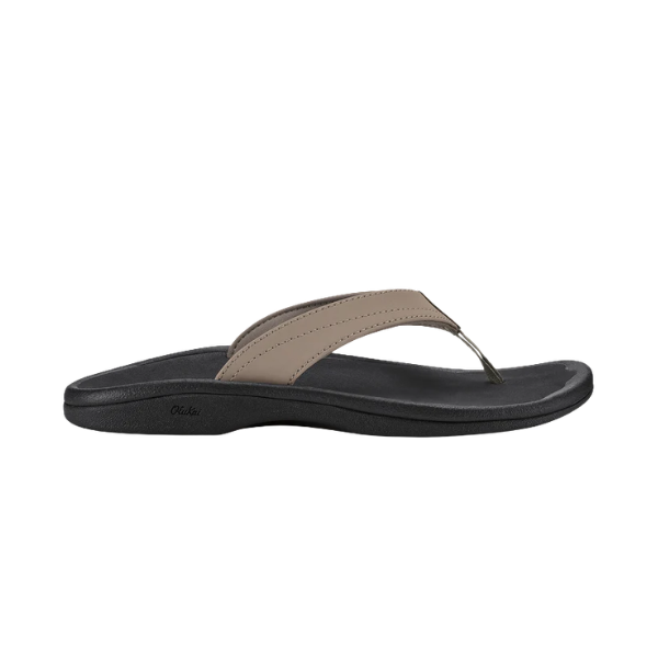 OLUKAI Women’s Ohana Wwarm Taupe sandal in side view on a plain white background.