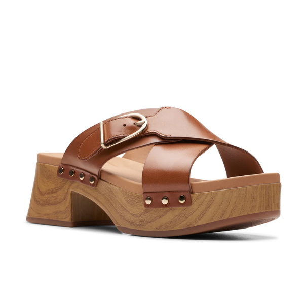 Clarks clog sandals deals