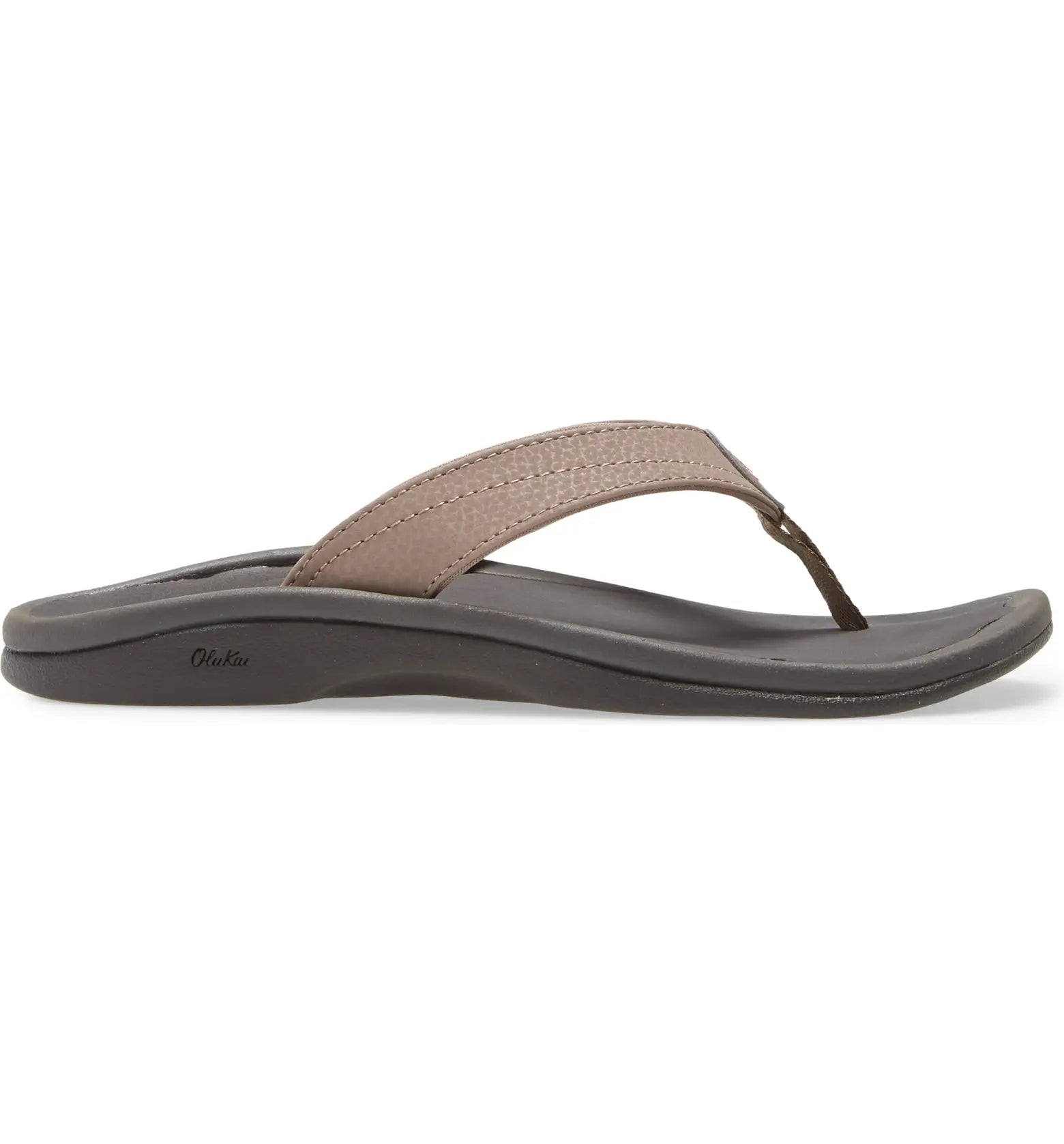 The OLUKAI Womens Ohana Taupe sandal features a water-resistant, contoured anatomical footbed and a Wide strap. Its casual, low-profile design is perfect for everyday comfort.