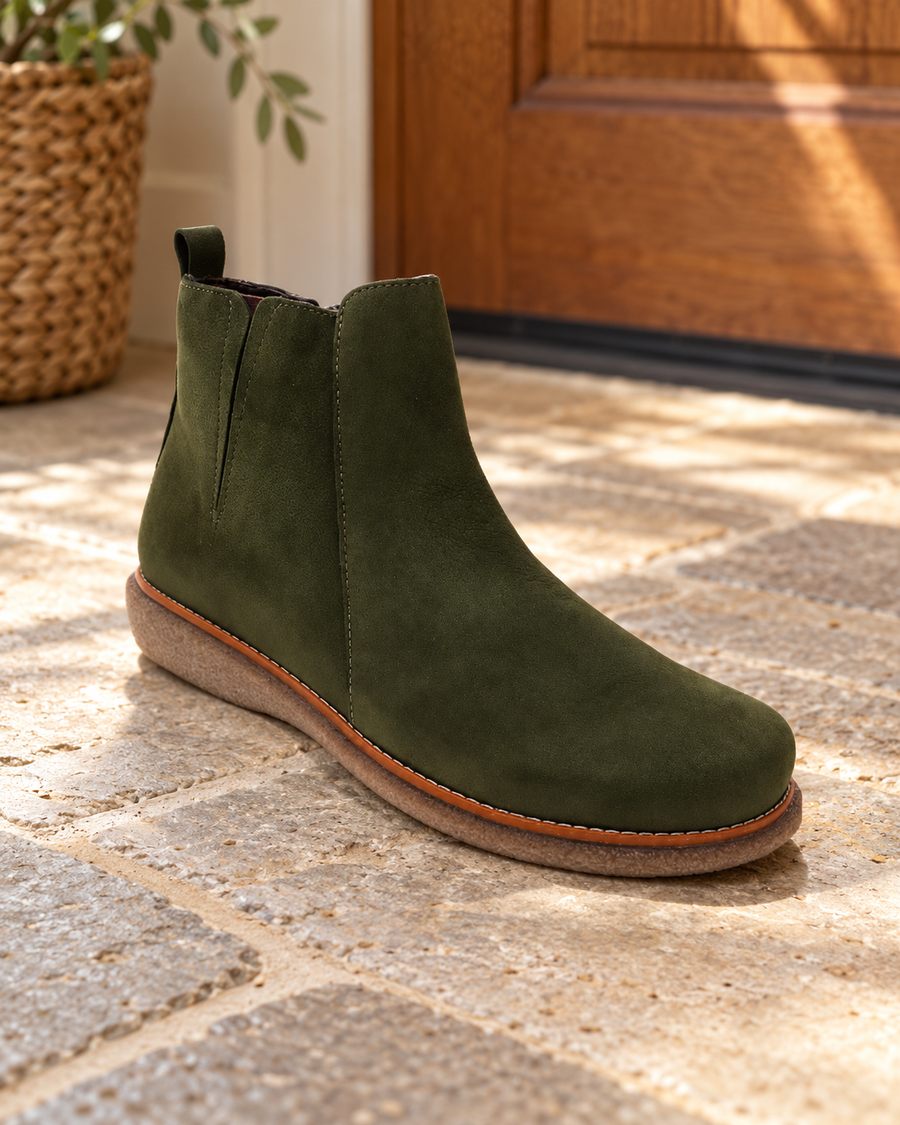 Sovella Boots