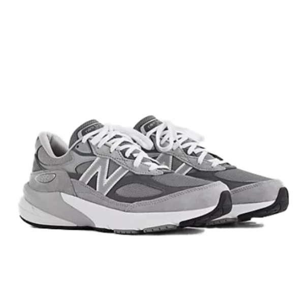 The NEW BALANCE Mens 990 v6 Wide Grey sneakers feature gray suede and mesh panels, white laces and midsoles, ENCAP midsole cushioning, and black outsoles, shown on a white background.