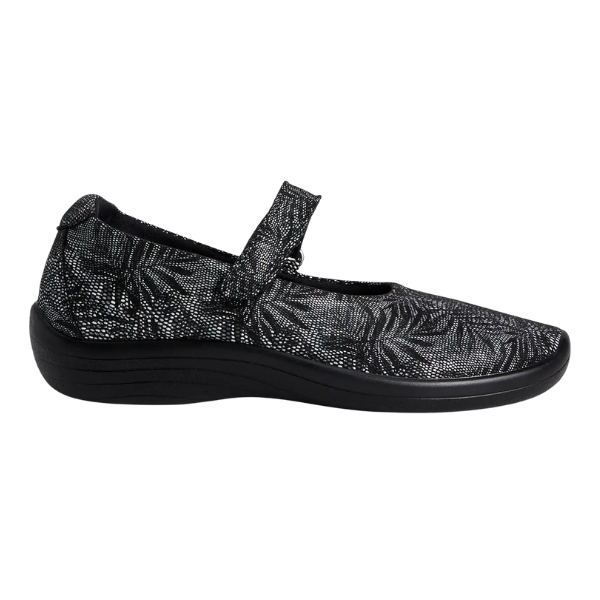 The ARCOPEDICO Arcopedico Womens Estrela Black Palm is a black Mary Jane with Twin Arch Support, hook-and-loop strap, subtle palm pattern, and low contoured sole—ideal comfort and support for plantar fasciitis.