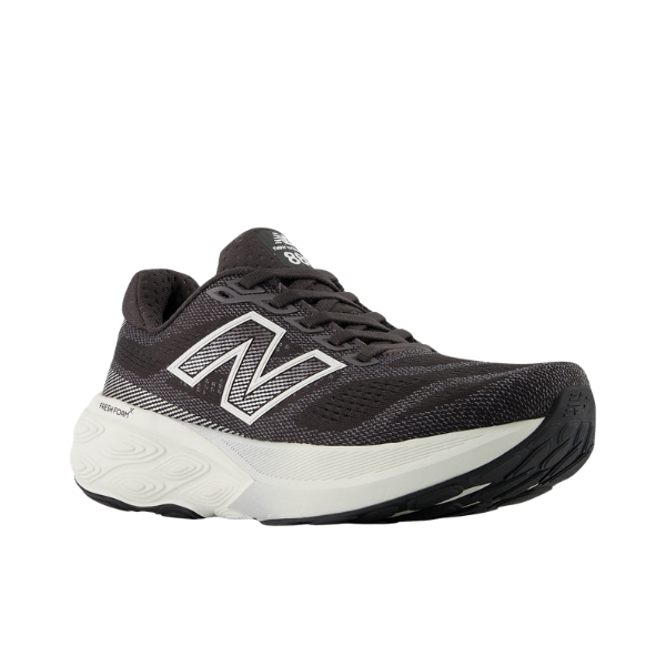 New Balance Women's 880 V15 in black/white with thick sole, side angle view. Brand: NEW BALANCE.