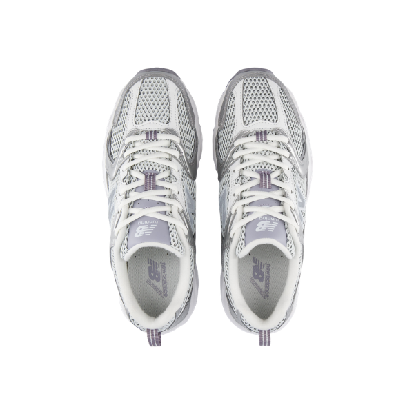 NEW BALANCE Men's U530 in grey/silver, shown from above with purple accents on a white background.