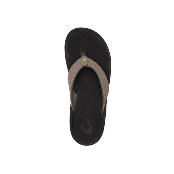 A single OLUKAI Women’s Ohana Wwarm Taupe sandal, viewed from above, on a white background.