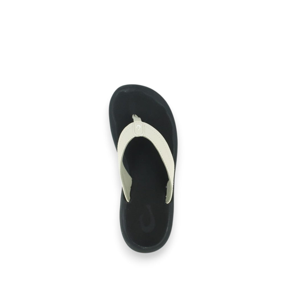 Top view of the OLUKAI Women's Ohana Beige sandal showing the anatomical footbed, nylon toe post and arch support.