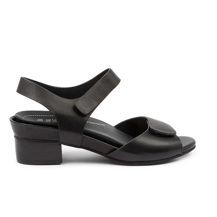 Ziera Women's Ava Wide Black